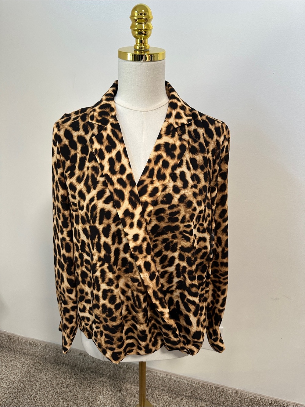 🌴 NWT Vince Camuto Blouse